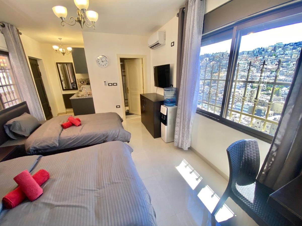 Villa Mira Guesthouse 2 - Downtown Central Amman - Al Diyrih Kültér fotó