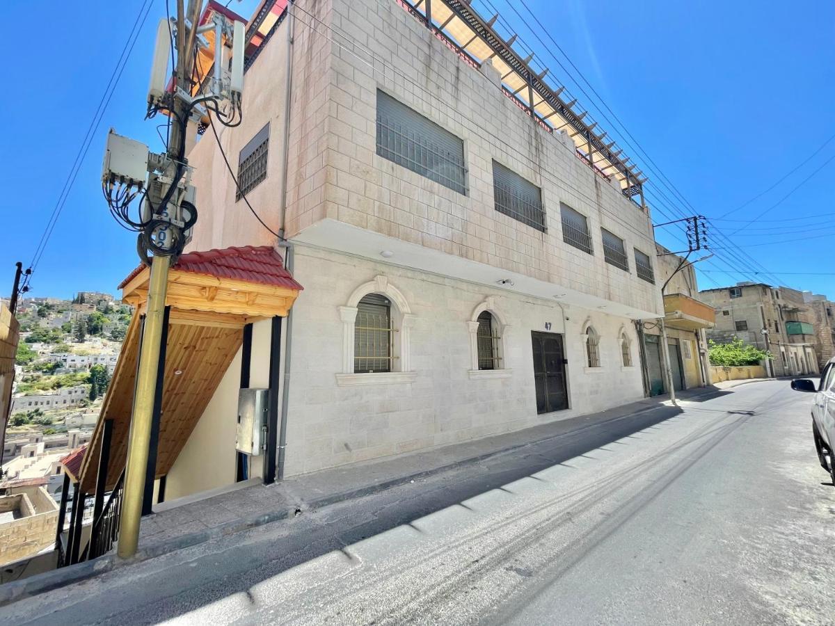 Villa Mira Guesthouse 2 - Downtown Central Amman - Al Diyrih Kültér fotó